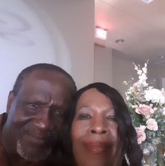 Meet your Posher, Delphine - Picture 1 of 1